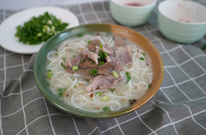 中江原味汤粉王培训
